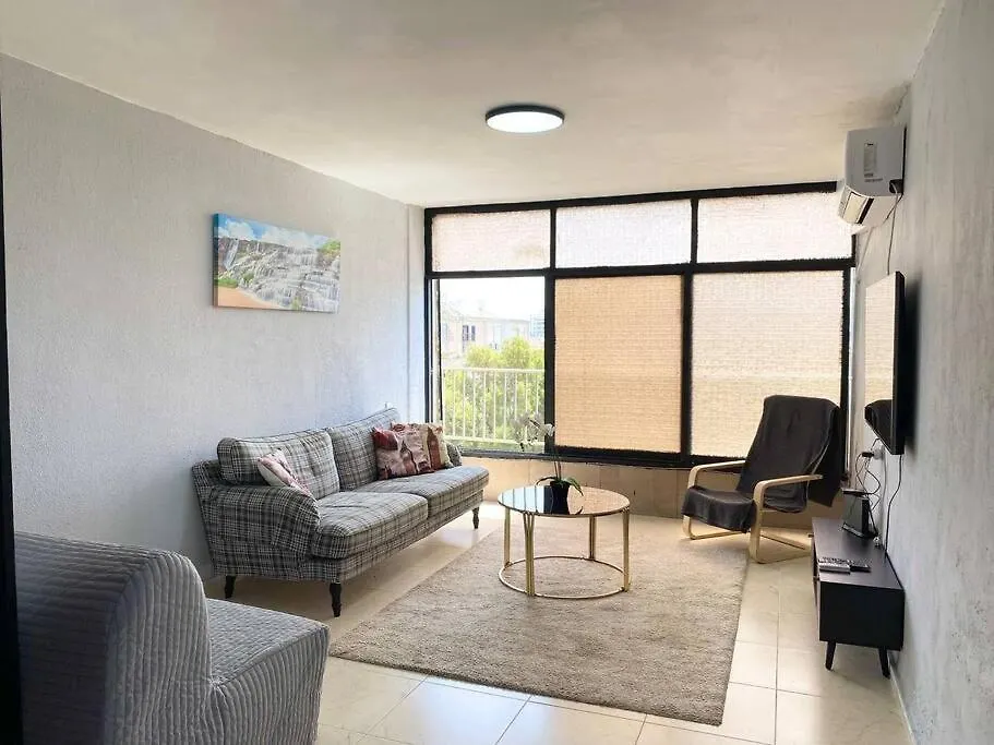 Apartment On The Mermaid Beach Qiryat Yam