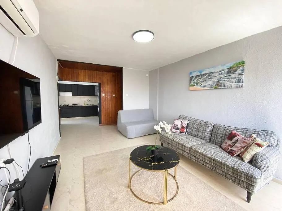 Apartment On The Mermaid Beach Qiryat Yam